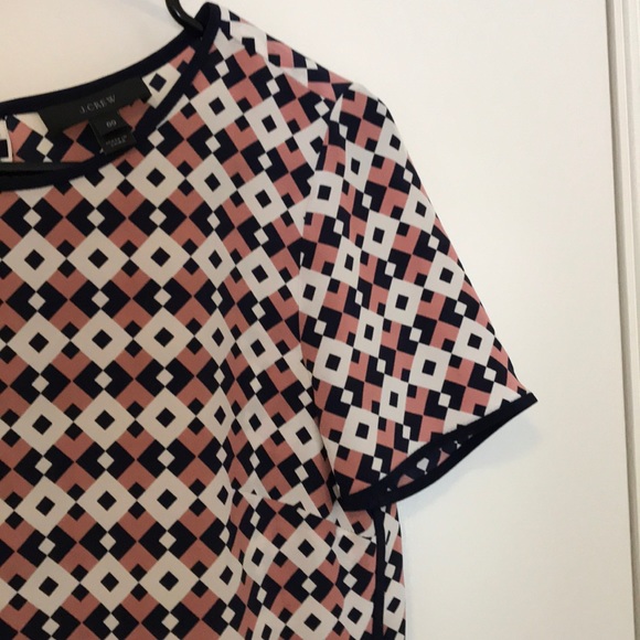 J.Crew Elegant Geometric Pattern 100% Silk Crew Neck Top - Picture 4 of 8